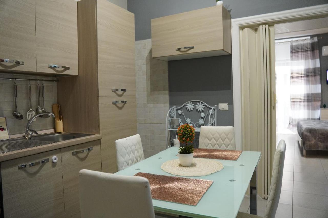 Lilly'S House Appartement Castellammare di Stabia Buitenkant foto