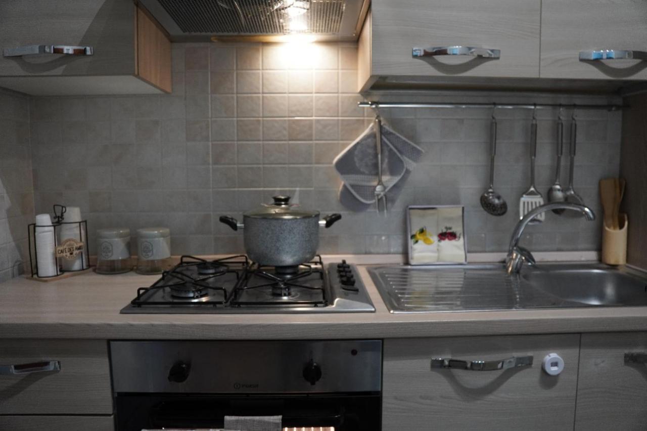 Lilly'S House Appartement Castellammare di Stabia Buitenkant foto
